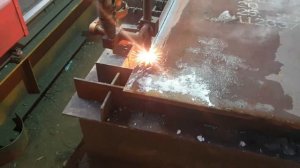 Газовая резка листового проката, толщина 25 мм ст09Г2С.