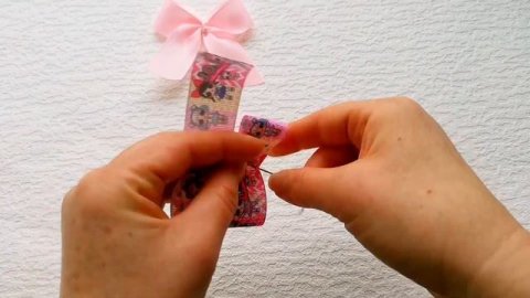 Милые бантики-малышки из репсовых лент 2.5 см.