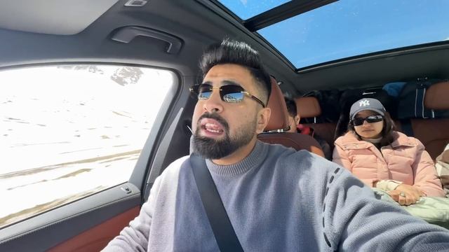 LEH Road Trip Start in BMW X5 😰 | EXTREME Off ROADING in LADAKH 😱 смотреть онлайн