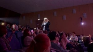 Двойник Филиппа Киркорова Сергей Силантьев -   8 Марта