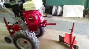 Посадка картофеля.Planting potatoes. Самодельный закапыватель борозд для мотоблока ч. 1.mp4