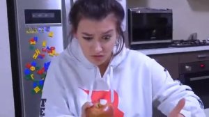 Челлендж откуси Лизни или ничего морковь про