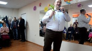 Н. Смирнов «Дарите женщинам цветы»