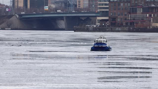 Последний лёд. МЧС. Химкинское вдхр. 06.03.2025 смотреть онлайн
