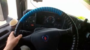 Бьет руль при торможении .Scania p340