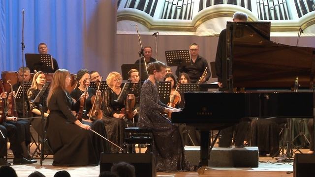 Эмилия Батрынча - Рубинштейн "Концерт для фортепиано с оркестром №4"  d-moll смотреть онлайн