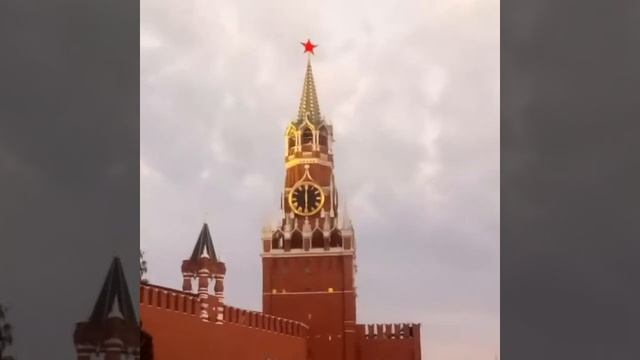 Москва, Кремль смотреть онлайн