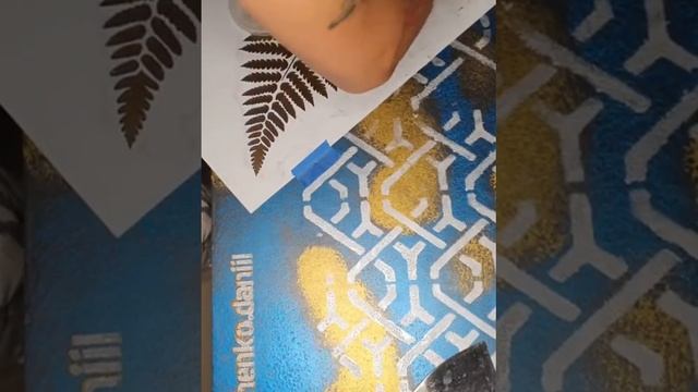 Новинка Perle Farbe @FeidalUa в сочетании с трафаретами от @dfadecor ! смотреть онлайн