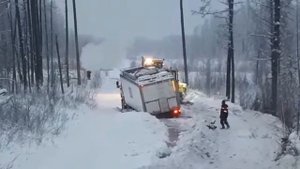 Пробивка зимник Мирный Усть-Кут Якутия