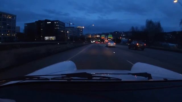 Porsche 911 / 964 Driving POV - Evening Driving Portland - Downtown area смотреть онлайн