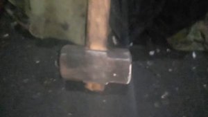 КамАЗ 65115. Затянул стремянки, поставил одну сторону шкворень.