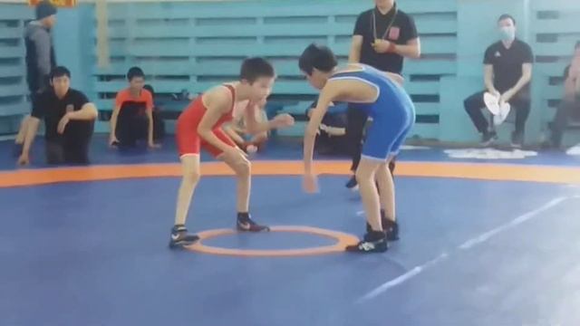 тустуу(3) смотреть онлайн