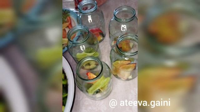 Маринадталған қияр🥒жабу.Банкіңіз атылмасын десеңіз осы әдіспен жабыңыз. Огурцы на зиму. смотреть онлайн