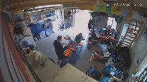 New Bike (KTM 690) preparing it for travel | A memory 4 | KTM 690 Enduro - Rade Garage