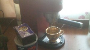DeLonghi Рожковая кофеварка EC685