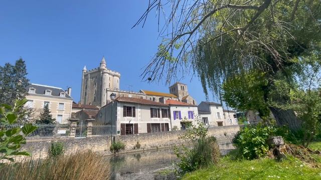 Звуки природы. Лягушки. Франция. Французские деревушки. смотреть онлайн