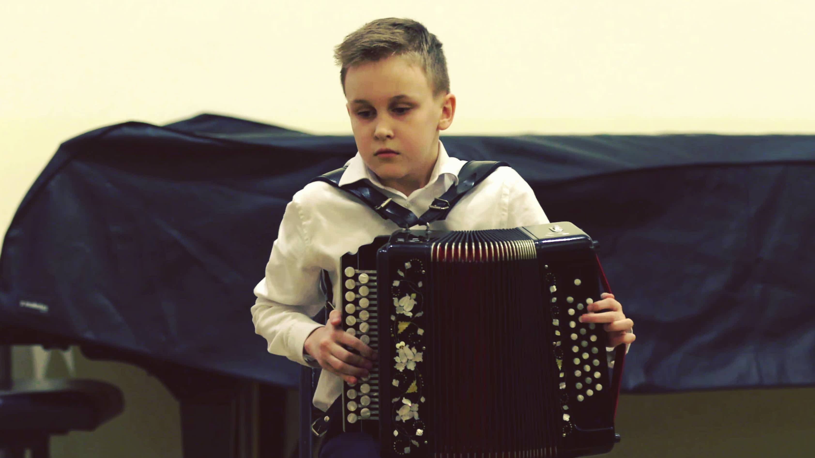 ДЕРБЕНКО «В ритме нового века - Олег Верзун / DERBENKO In the new century rhythm - Oleg Verzun