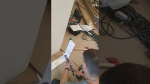 Как обойти колонну. напольным плинтусом.