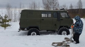 Перевернули уаз буханку на 38х колёсах! Последний зимний оффроад