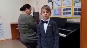 "Ёжик" Музыка Е. Горбиной Стихи В. Москвина исполняет Каратев Иван. Томск