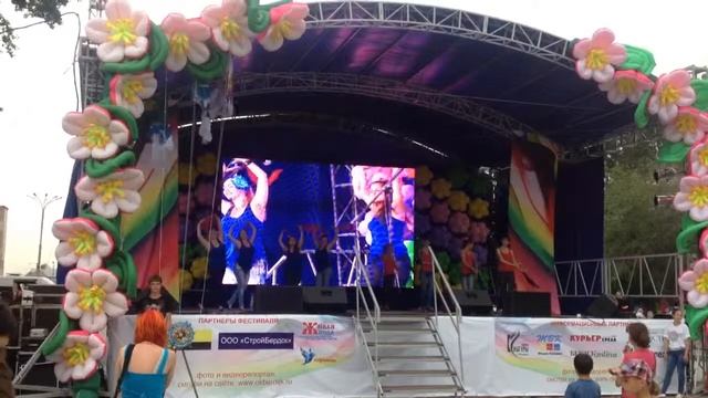 Cuba-Russia: Salsa Cubana Ladies performance