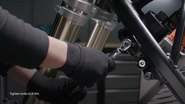 Remove and Install VCU - Stark VARG