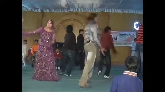 Dance choreographer.....SHIV KUMAR SHARMA(LUCKY)bhangra performance by my group смотреть онлайн