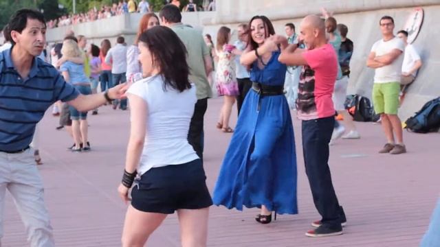Опен эйр у причала ТК Красный уголок 23.05.14 сальса смотреть онлайн