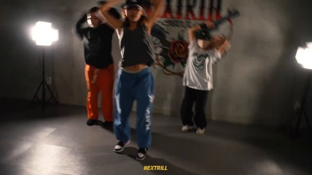 Namuuna - No Diggity (Remix) / CO:ZY [Girlshiphop] смотреть онлайн