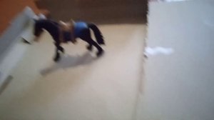 2 ч. Обзор на мою самодельную конюшню для лошадей:)