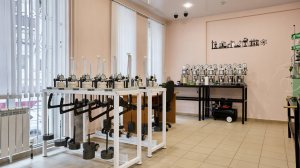 Обзор лаборатории с начальником геотехнической лаборатории Мариной Николаевной.