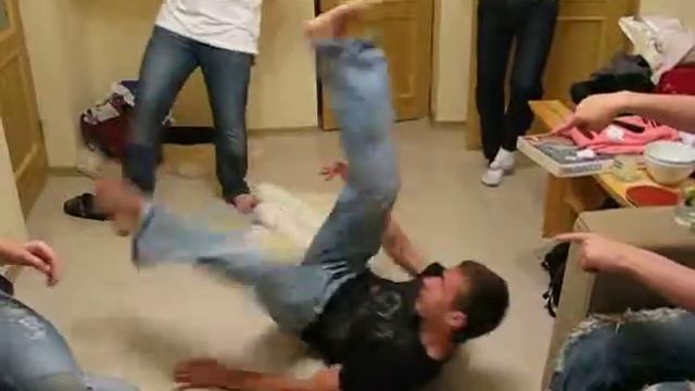 Брейк данс))) смотреть онлайн