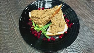 Паштет из куриной печени — просто и вкусно! 🍗✨