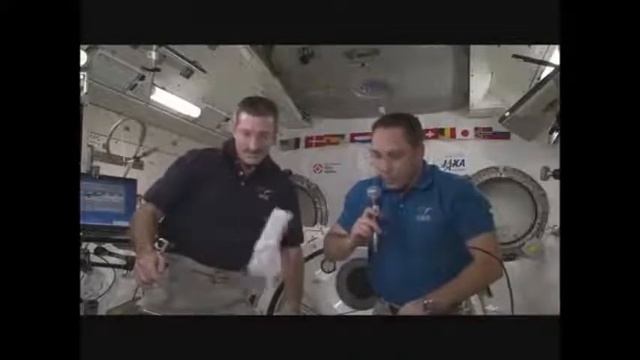 Эффект Джанибекова в космосе и на земле. смотреть онлайн