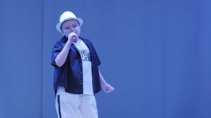 А море, а море....