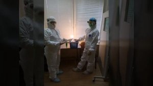 Врачи шестой больницы Минска сняли видео о своей работе