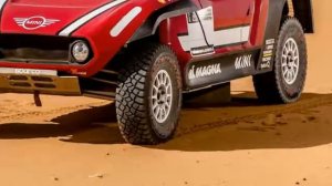 You Must See !!! Mini’s Made A Mad Dakar Buggy