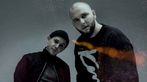 Каспийский груз и гик пика - на белом белом покрывале январе