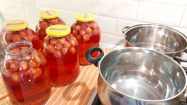 КОМПОРТ З ПОЛУНИЦІ смотреть онлайн