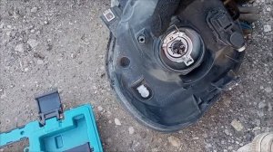 Opel Vivaro, замена лампочки ближнего света!