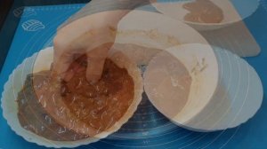 Куриная печень в маринаде с луком на сковороде