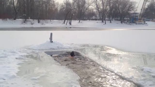 #ЗимнийПляж I Прорубь смотреть онлайн