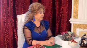 Күзгә күз карашып Зифа Нагаева. Гүзәл Уразова, Илдар Хәкимов