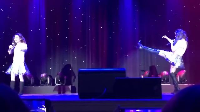 Maja Salvador and Pooh Dance Showdown Round 2 смотреть онлайн