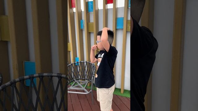 Paul Ashikanen Vlog #2: Vung Tau's ibis Styles Hotel. смотреть онлайн