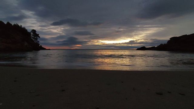 Beautiful Spanish sunrise / Красив испански изгрев смотреть онлайн