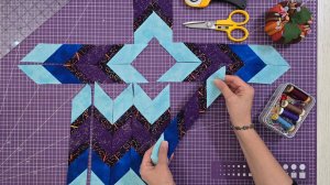 За время лоскутного шитья  блок меняется 3 раза 😵 и выбираем самый лучший.