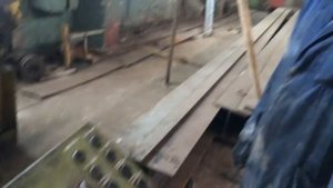 Гибка уголка на сортогибе  ИБ3129