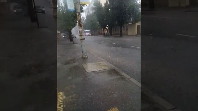 Июньский ливень . Краснодар 2019 г смотреть онлайн