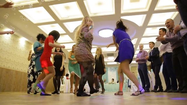 самый веселый танец смотреть всем